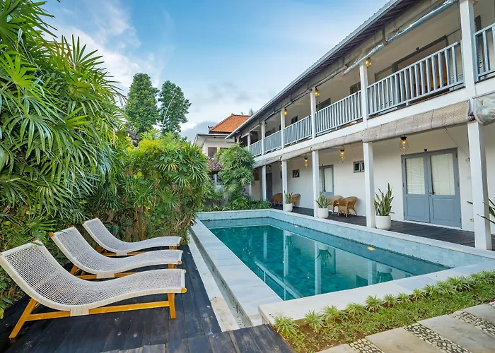 The Peacock Inn Hotel 3*